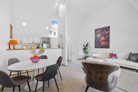 Photo of property in 83b Majoribanks Street, Mount Victoria, Wellington, 6011