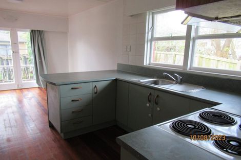 Photo of property in 55a View Road, Henderson, Auckland, 0612