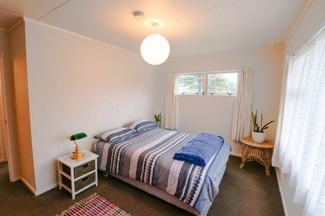 Photo of property in 2 Rangiora Street, Castlecliff, Whanganui, 4501