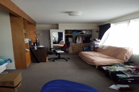 Photo of property in Churchill Flats, 213 The Terrace, Wellington Central, Wellington, 6011