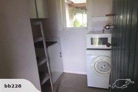 Photo of property in 39 Queen Street, Northcote Point, Auckland, 0627