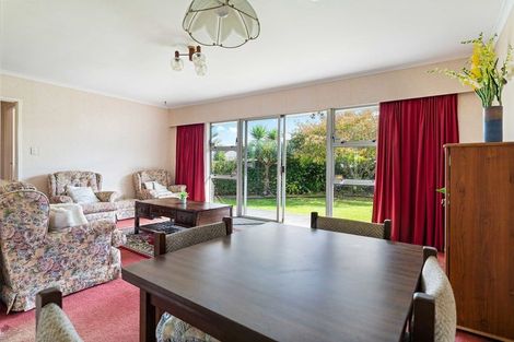 Photo of property in 2/13 Kowhai Avenue, Mangere Bridge, Auckland, 2022