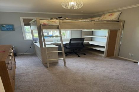 Photo of property in 4 Tedder Way, Karori, Wellington, 6012