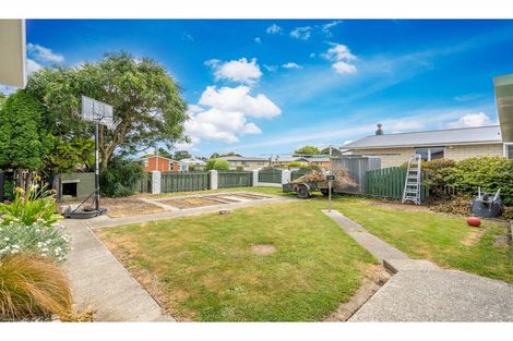 Photo of property in 66 Renfrew Street, Waikiwi, Invercargill, 9810