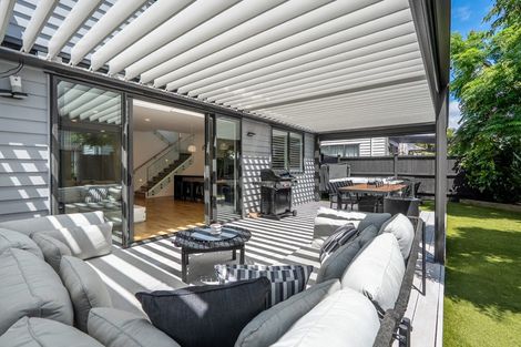 Photo of property in 42 Myland Drive, Hobsonville, Auckland, 0616