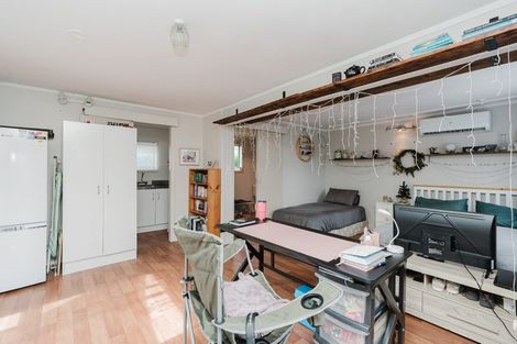 Photo of property in 17 Kentucky Crescent, Nawton, Hamilton, 3200