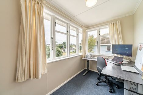 Photo of property in 38 Dimock Street, Titahi Bay, Porirua, 5022