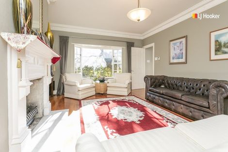 Photo of property in 69 Glenross Street, Glenross, Dunedin, 9011