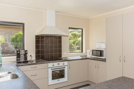 Photo of property in 11 Taiko Street, Horahora, Whangarei, 0110