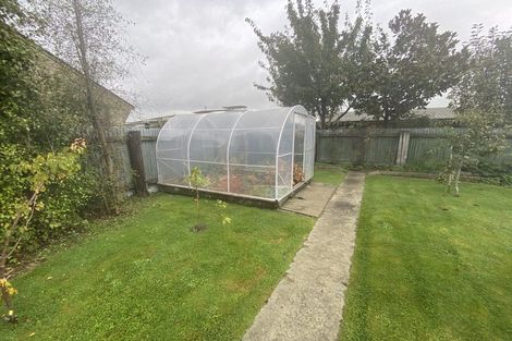 Photo of property in 14 Kerwood Place, Gore, 9710