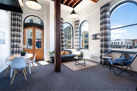 Photo of property in 2/5 Jetty Street, Dunedin Central, Dunedin, 9016