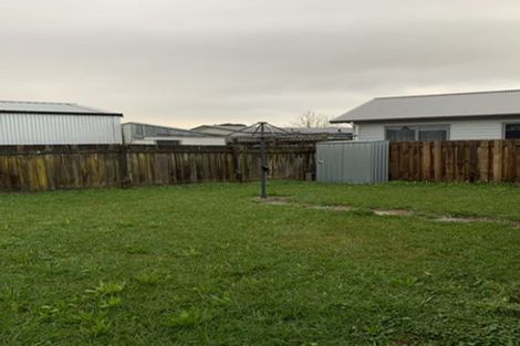 Photo of property in 15 Filmer Place, Melville, Hamilton, 3206