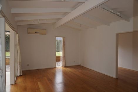 Photo of property in 11 Munstead Place, Hillcrest, Auckland, 0627