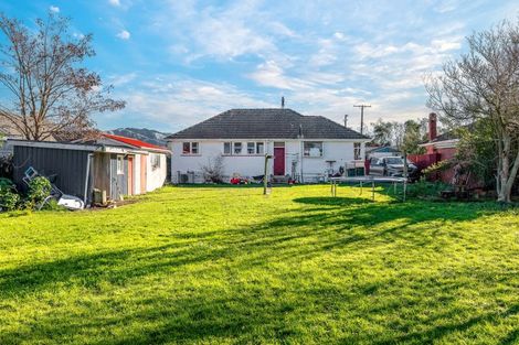 Photo of property in 11 Point Bush Road, Waimate, 7924