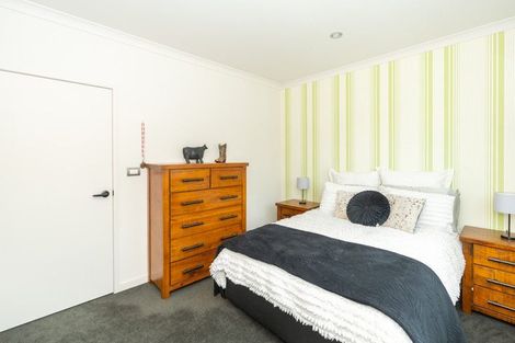 Photo of property in 10 Whistler Close, Rototuna North, Hamilton, 3210