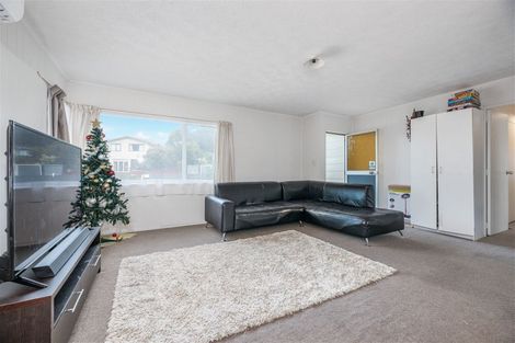 Photo of property in 76a Borich Road, Sunnyvale, Auckland, 0612