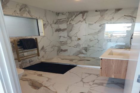 Photo of property in 102 West Hoe Heights, Orewa, 0931