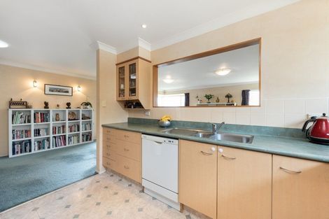 Photo of property in 71 James Cook Drive, Welcome Bay, Tauranga, 3112