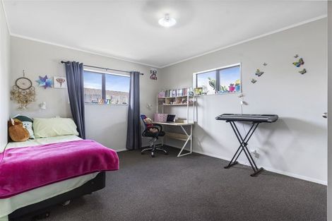 Photo of property in 67a Arimu Road, Papakura, 2110