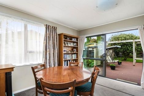 Photo of property in 6 Wairoa Place, Tokoroa, 3420