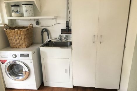 Photo of property in 10 Kenney Crescent, Fairfield, Hamilton, 3214