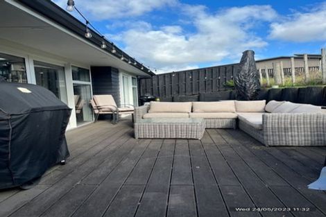 Photo of property in 11 Bale Way, Pukekohe, 2120