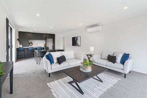 Photo of property in 20 Broadway Parade, Rolleston, 7615