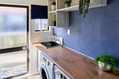 Photo of property in 77 Conclusion Street, Ascot Park, Porirua, 5024