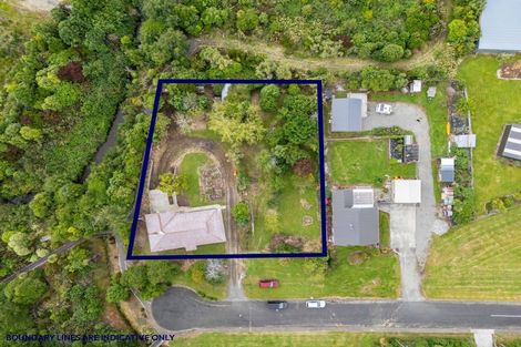 Photo of property in 3 Mcvicar Street, Tuatapere, 9620