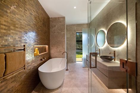 Photo of property in 335 Beacon Point Road, Wanaka, 9305