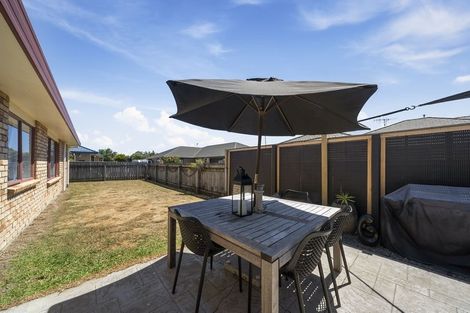 Photo of property in 49 College Drive, Paraparaumu, 5032