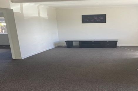 Photo of property in 4 Eatwell Avenue, Paraparaumu Beach, Paraparaumu, 5032