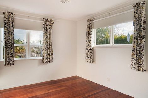 Photo of property in 178 Otumoetai Road, Brookfield, Tauranga, 3110