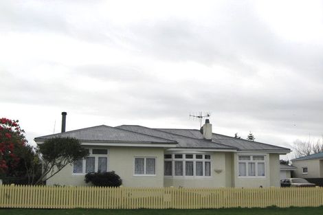 Photo of property in 213 Saint Leonards Avenue, Saint Leonards, Hastings, 4120