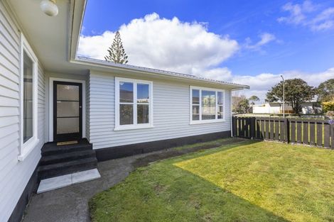 Photo of property in 54 Hume Street, Waitara, 4320