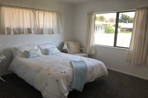 Photo of property in 228 Gravatt Road, Papamoa Beach, Papamoa, 3118