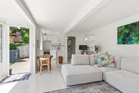 Photo of property in 68 Upland Road, Kelburn, Wellington, 6012