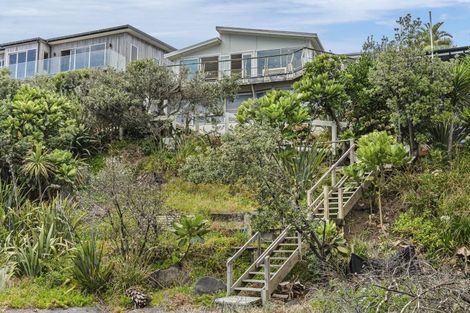 Photo of property in 43 Messenger Terrace, Oakura, 4314