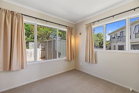 Photo of property in 10 Karewa Parade, Papamoa Beach, Papamoa, 3118