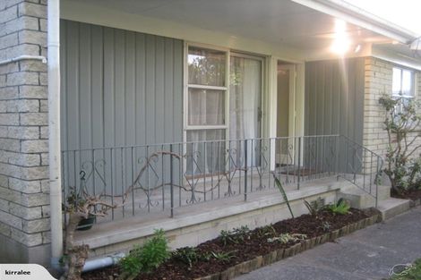 Photo of property in 1/200 Te Atatu Road, Te Atatu South, Auckland, 0610