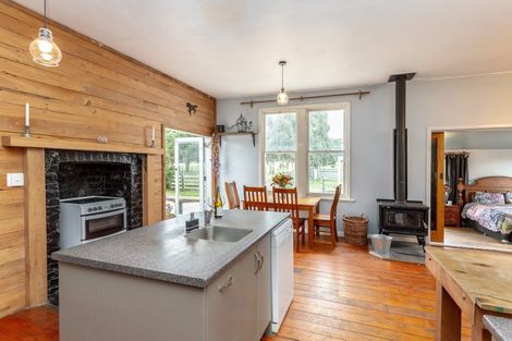 Photo of property in 693 Kahutara Road, Kahutara, Featherston, 5771