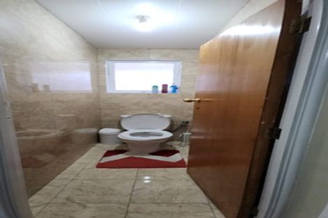 Photo of property in 5 Ennis Avenue, Pakuranga Heights, Auckland, 2010