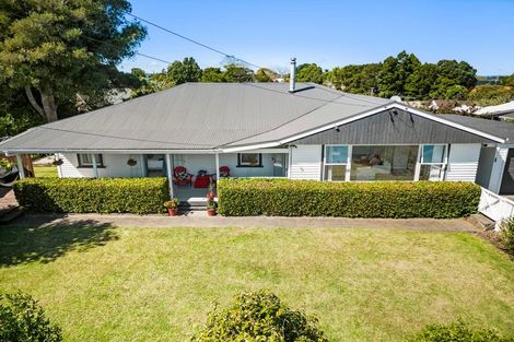 Photo of property in 1 Kelvyn Grove, Hillpark, Auckland, 2102