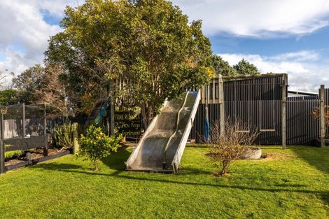 Photo of property in 19 Takiroa Street, Urenui, 4375