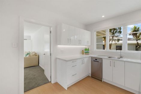 Photo of property in 69 Wakefield Avenue, Sumner, Christchurch, 8081