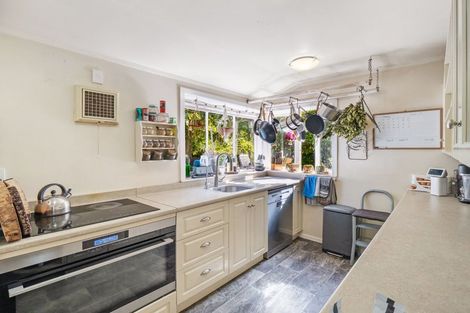 Photo of property in 6 Gibson Street, Aramoho, Whanganui, 4500