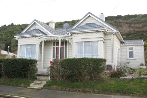 Photo of property in 3 Kowhai Street, Ravensbourne, Dunedin, 9022