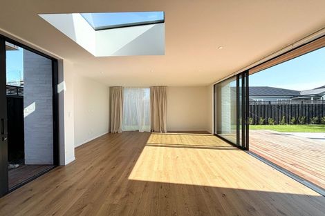 Photo of property in 2/7 Roa Road, Fendalton, Christchurch, 8041