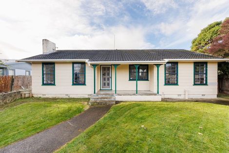 Photo of property in 12 Motuoapa Place, Kelvin Grove, Palmerston North, 4414