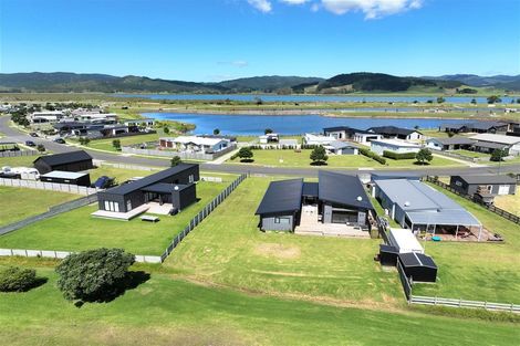 Photo of property in 139 Ngaio Drive, Matarangi, Whitianga, 3592